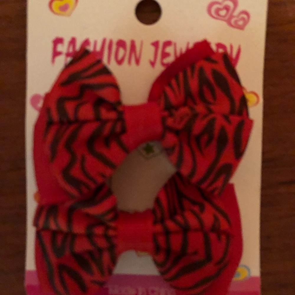 Red and Black Fashion Jewelry Hair Bows